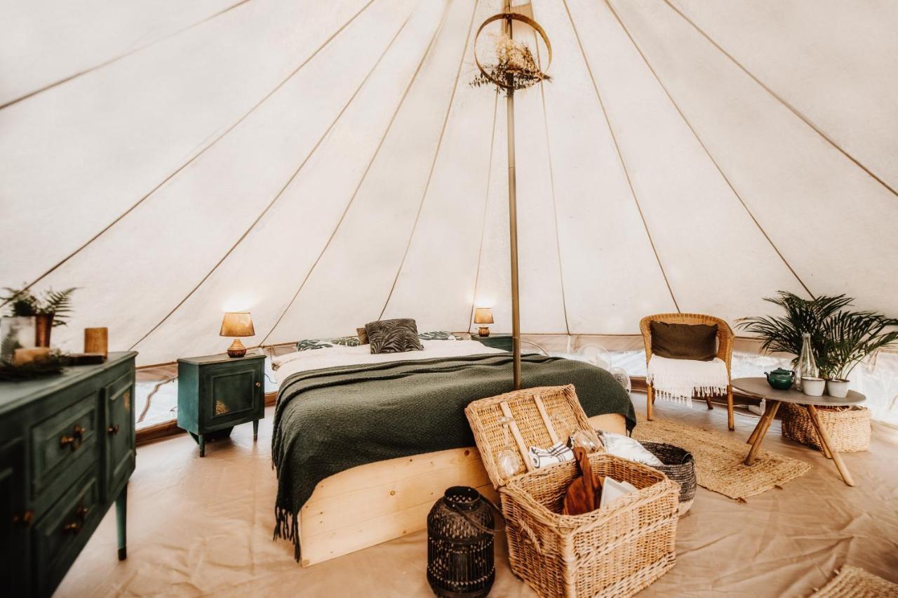 מלון וירפזאר Hoopoe Glamping מראה חיצוני תמונה