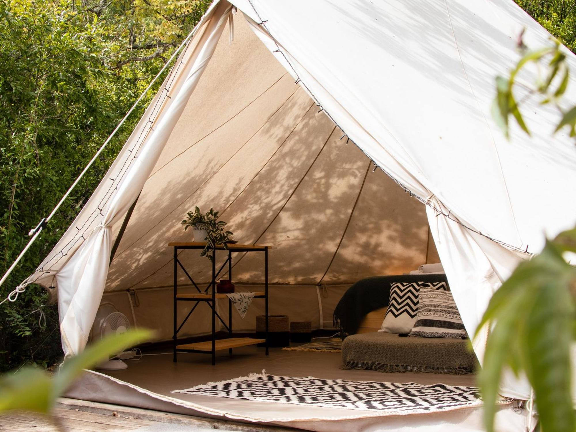 מלון וירפזאר Hoopoe Glamping מראה חיצוני תמונה